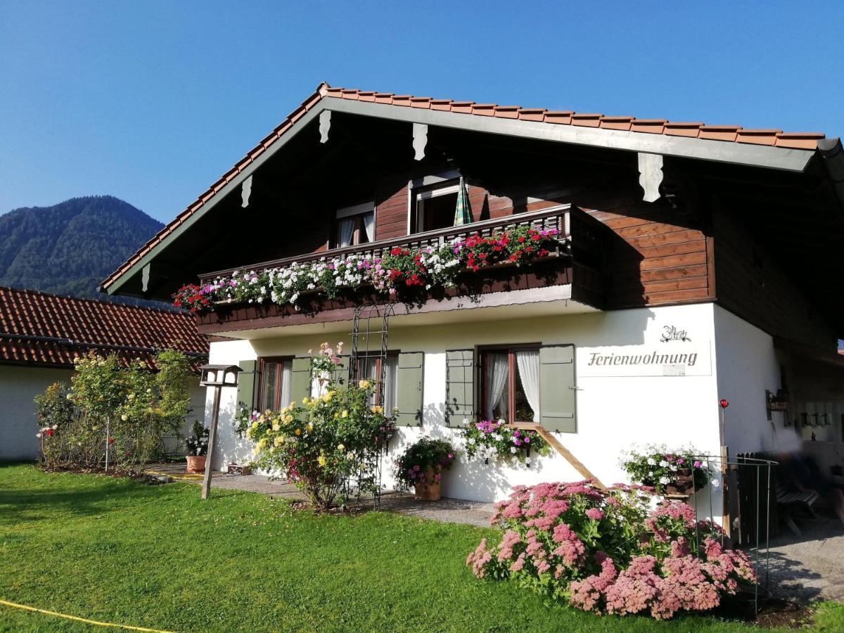 Ferienwohnung Emilia Mit Bergblick โรพอลดิง ภายนอก รูปภาพ